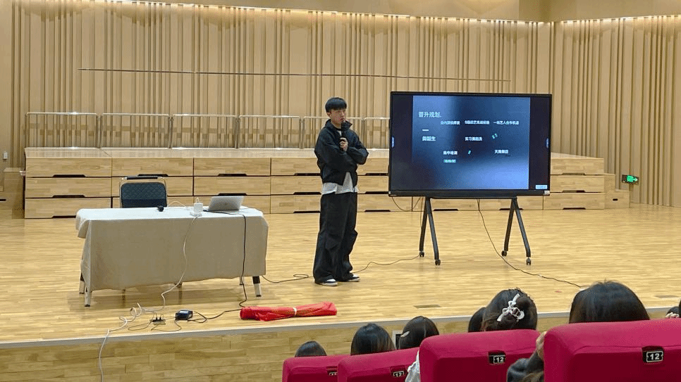深化产教融合 校企双向赋能——艺术与传媒学院与北京天舞IDG开展系列交流活动