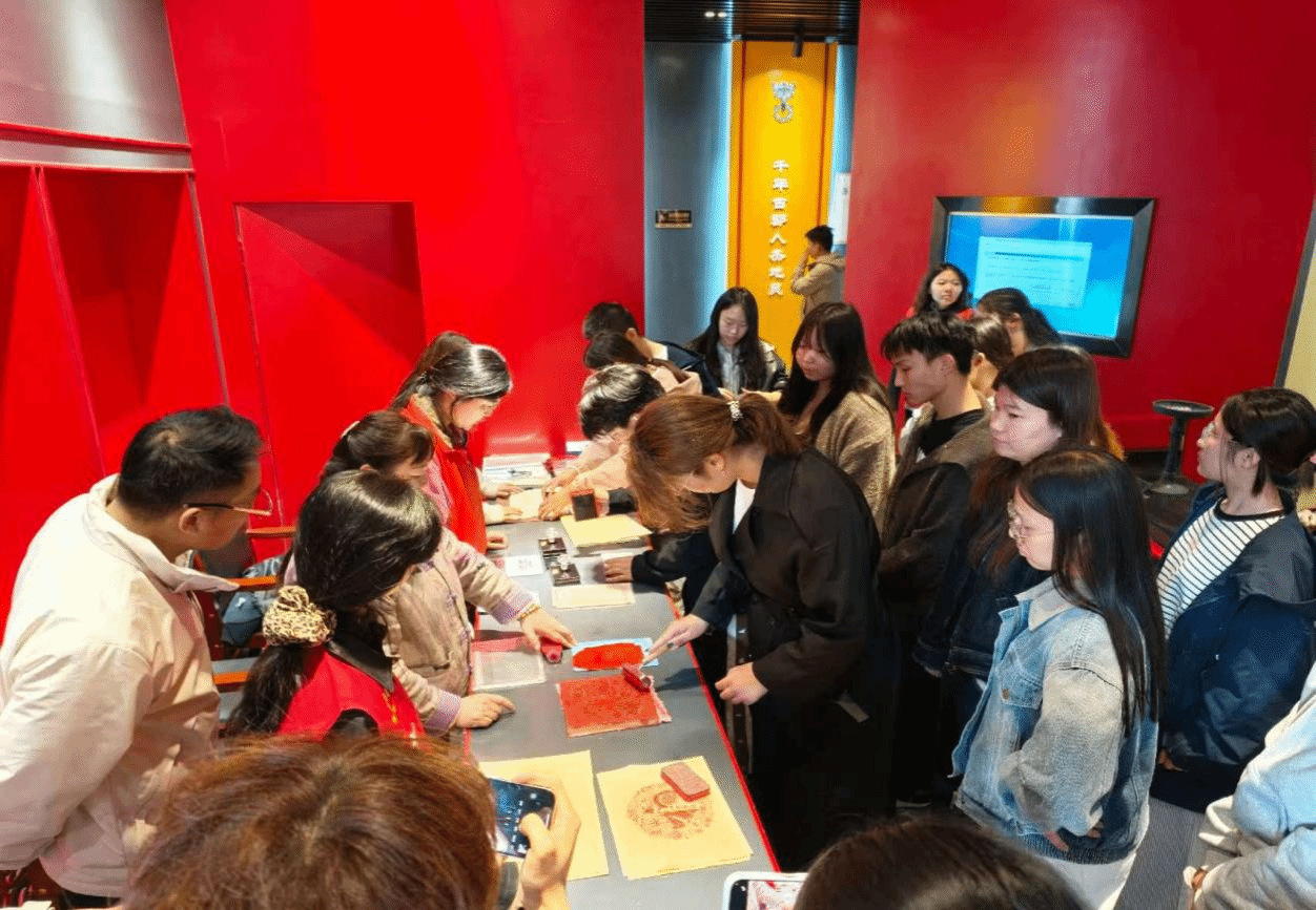 走进赵佗文化 感悟“赶考”精神专题学习交流活动